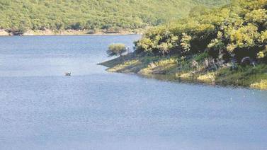 Inicia desfogue en la presa “El Mocúzarit” en el Sur