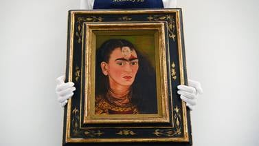 El interés por las surrealistas dispara aún más los precios de Frida Kahlo