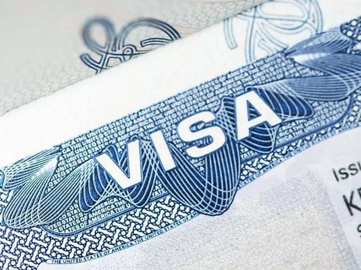 Semanalmente, hasta 10 personas con visas de turista canceladas por trabajar en EU
