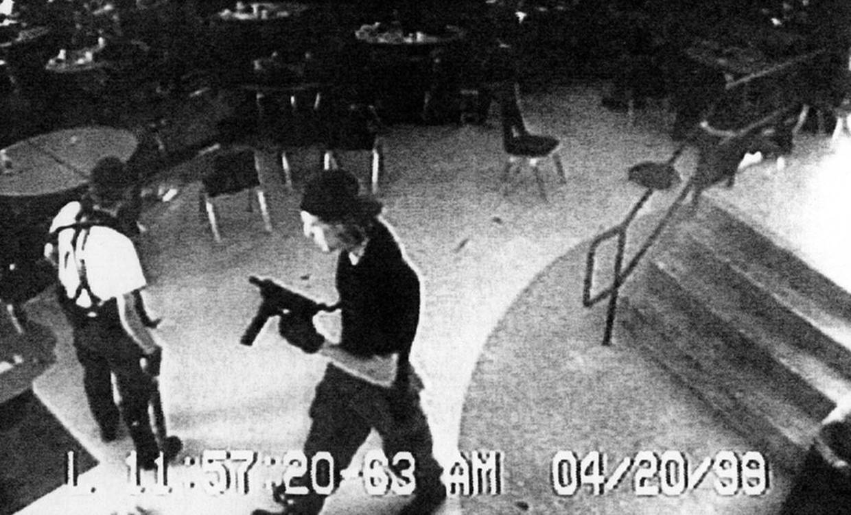 La pesadilla de Columbine se ha multiplicado en las aulas del país, con más de 400 tiroteos, como los de Newtown (Connecticut), Parkland (Florida) y Uvalde (Texas). Foto: EL UNIVERSAL