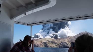 Identifican a 9 de los 14 posibles muertos por erupción volcánica en Nueva Zelanda
