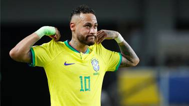 Neymar se lleva a cuatro rivales y se queda a nada de marcar golazo en triunfo de Brasil