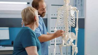 37% de mexicanos mayores de 50 años tendrá osteoporosis para 2050, advierte experto