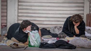 ¿Multar a personas sin hogar es constitucional?: Corte Suprema de EU