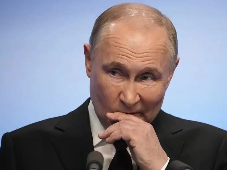 Tras ganar elecciones, Putin dice que las fuerzas armadas de Rusia construirán un fuerte dentro de Ucrania