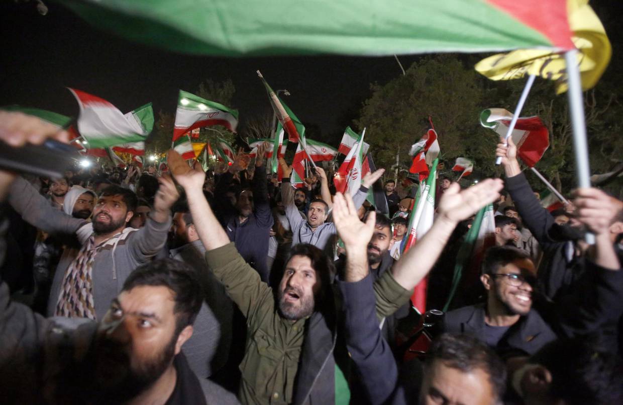 Irán afirma que ataque a Israel abre una nueva etapa en Medio Oriente