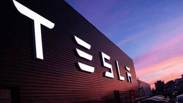 Tesla vende mil 400 millones en acciones para pagar el Model 3