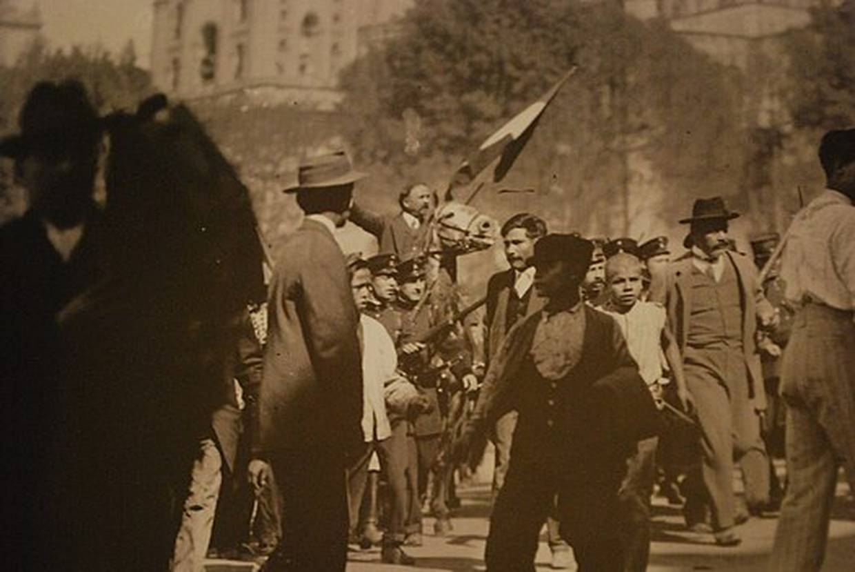 Francisco I. Madero durante la Marcha de la Lealtad.