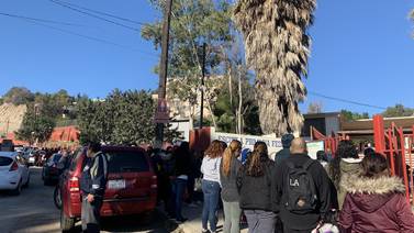 Regreso a clases: Padres no aprueban protocolo de entrada en escuela de Tijuana