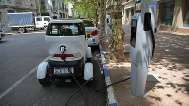 Asociación pide nuevos incentivos fiscales para impulsar la movilidad con autos eléctricos