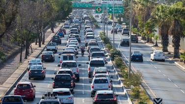 Tráfico en Tijuana también afecta a conductores de Uber 