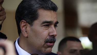 Maduro califica de “acto fascista” la irrupción policial en la Embajada de México en Ecuador