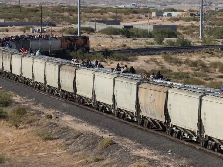 Niño migrante africano de ocho años muere tras caer del techo de tren en Sinaloa
