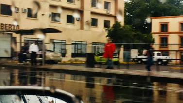 Reanudan servicio de transporte urbano luego de lluvias derivadas por ''Sergio''