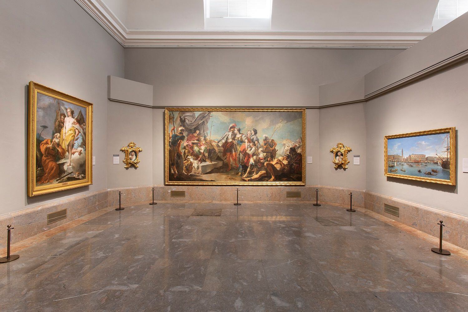 El Museo del Prado renueva las salas dedicadas al arte europeo del siglo XVIII, con una nueva propuesta que incluye objetos de artes decorativas y esculturas, con el objetivo de ofrecer al espectador una visita "más panorámica, completa y sugestiva" al arte de la época. EFE/Foto cedida