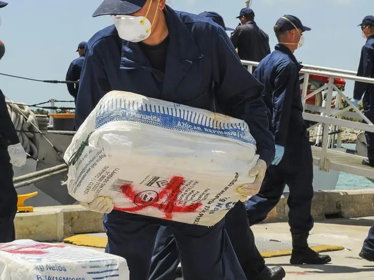 Casi 3 toneladas de cocaína interceptadas en aguas del Caribe Oriental