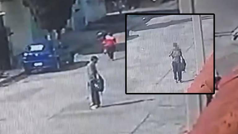 VIDEO: Hombre se dispara en la cabeza en medio de una calle a plena luz del día en Tlaxcala (Imágenes fuertes)