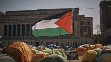 Reprimen protesta contra guerra de Gaza en Michigan