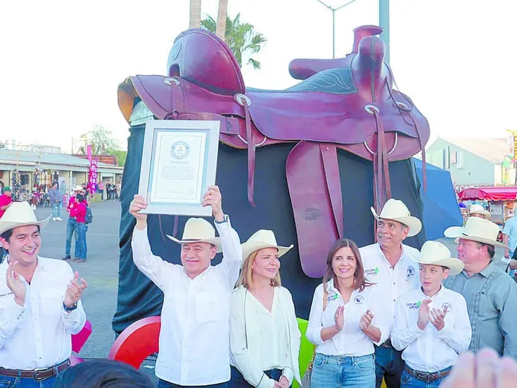 Llama Gobernador de Sonora a convivir sanamente en la ExpoGan 2024