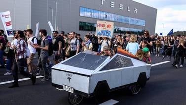 Protestas en Tesla Alemania: ¿Por qué intentaron entrar a la compañía de Elon Musk en Berlín?