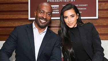Aseguran que Kim Kardashian está iniciando un romance con Van Jones, de CNN