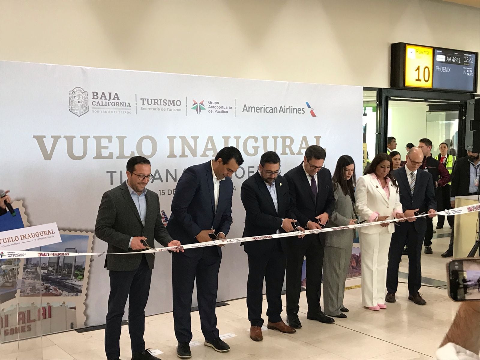 Autoridades inauguraron la ruta Tijuana-Phoenix en el Aeropuerto de Tijuana.