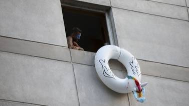 Argentina: Protestan viajeros obligados a cumplir cuarentena en hoteles 