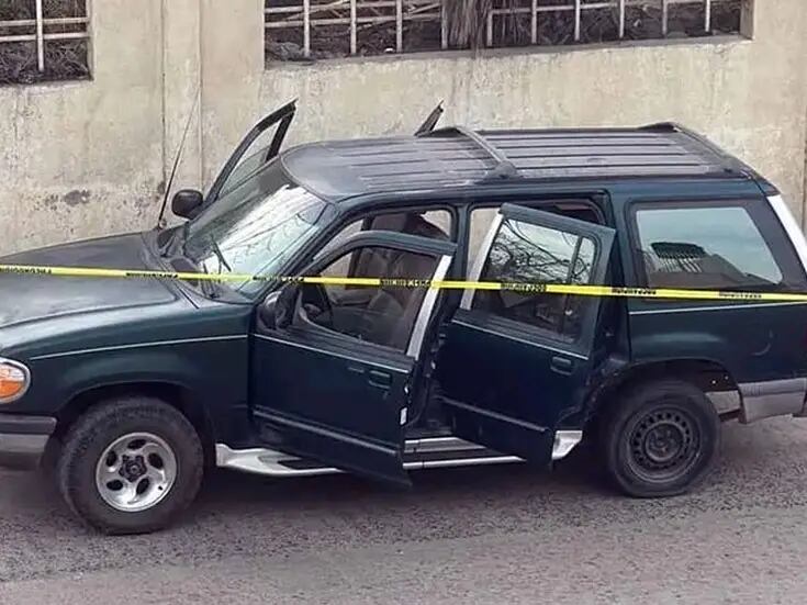 Homicidios Tijuana: Encuentran cadáver ‘encobijado’ dentro de camioneta