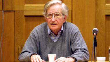 Abordará Chomsky las facetas negativas del capitalismo