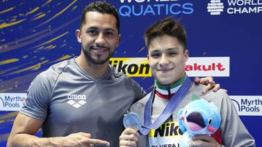 Osmar Olvera gana medalla para México en clavados de trampolín en Mundial de Natación
