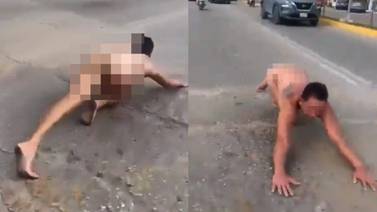 VIDEO: Captan a hombre desnudo comportándose extraño en medio del tráfico en Tulum; ¿drogas?