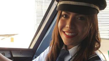 Mujer piloto sugirió lanzar bomba en el Zócalo durante Grito de Independencia
