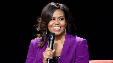 Michelle Obama, cautivada por el tejido, piensa en retirarse