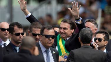 Bolsonaro realiza el primer desfile de Día de la Independencia