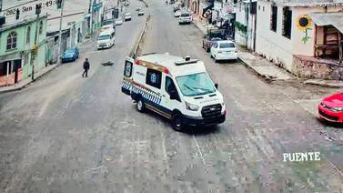 Video: Paciente cae de ambulancia durante traslado en Chiapas