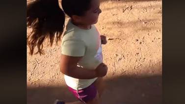 "Ya se me está bajando la panza", niña tras ir a correr con su papá a la Laguna
