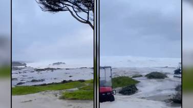 VIDEO: Golfistas de California huyen de olas de casi 14 metros que chocan contra el campo de Pebble Beach