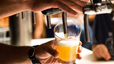 Denuncian desabasto de cerveza en restaurantes de Cajeme 