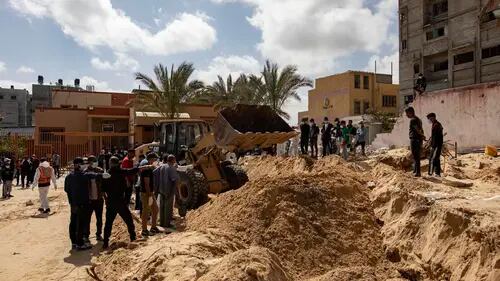 EU solicita explicaciones a Israel sobre fosas comunes en Gaza