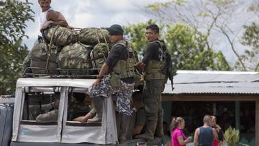 Matan a 4 soldados que protegían campesinos en Colombia