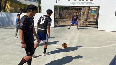 Beneficia Provino a niños de El Porvenir con cancha de futbol rápido