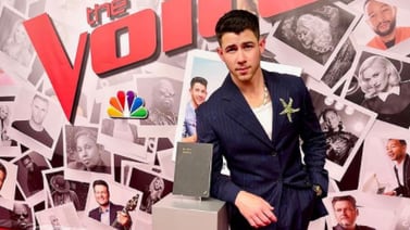 Nick Jonas reveló que se quebró una costilla al caerse de una bicicleta