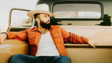 Carín León, uno de los cantantes más esperados para Coachella 2024: ¿qué día se presentará?