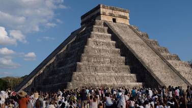 Equinoccio de primavera: Miles disfrutan fenómeno en Chichén Itzá