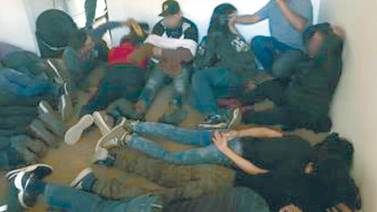 Patrulla Fronteriza arresta en San Diego a 40 mexicanos
