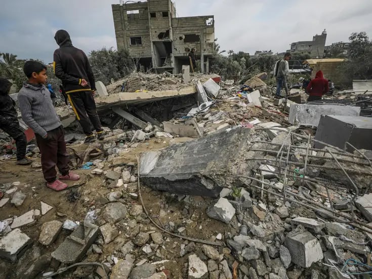 5 muertos en Gaza tras despliegue de ayuda