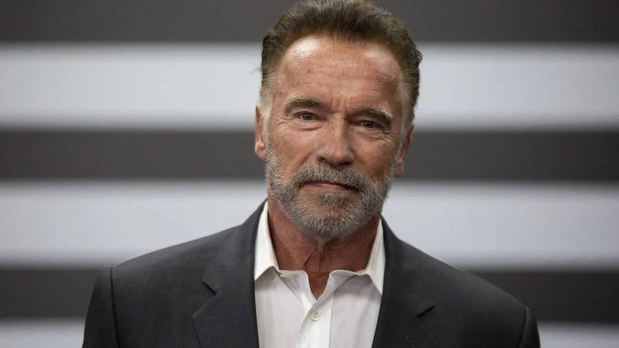 Arnold Schwarzenegger recordó a Carl Weathers.