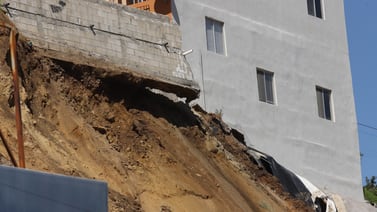 Revisarán reglamentos de construcción tras deslaves: Alcaldesa