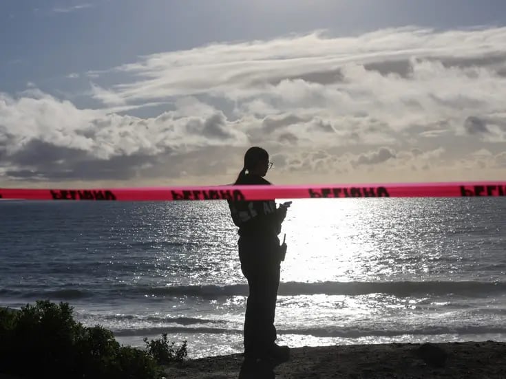 Mar arroja el cuerpo de un hombre en playas de Tijuana