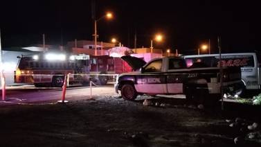 Incendian seis unidades de la Policía Municipal en San Quintín